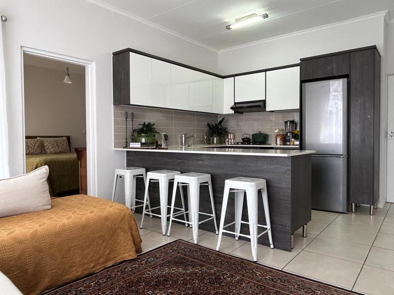 To Let 1 Bedroom Property for Rent in Sandown Western Cape